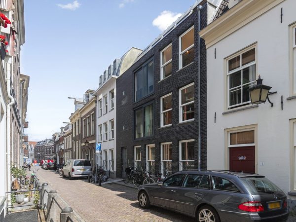 Ambachtstraat 1-J